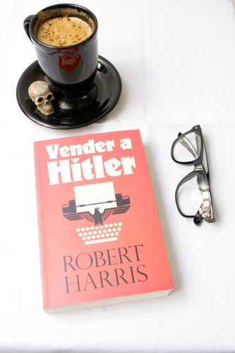 Libro // Vender A Hitler, La Mayor Estafa E... // Lucy Rock 