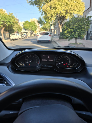 Peugeot 208 1.5 Allure Touchscreen