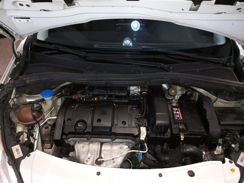 Imagen 10 de 10 de Peugeot 208 Feline Pack Cuir 2015 Financiado