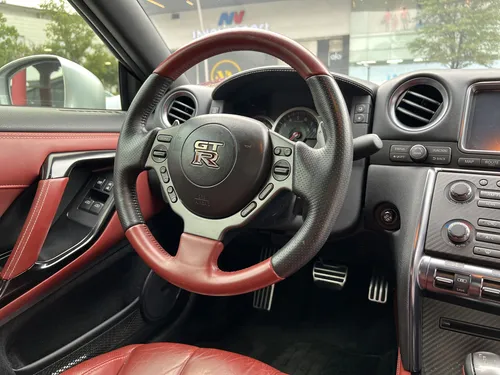 Nissan Gt R 2015