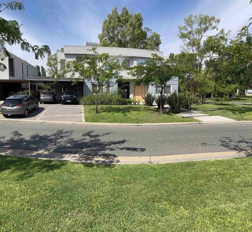 Imagen 2 de 30 de Casa En Venta En El Encuentro, General Pacheco, Tigre