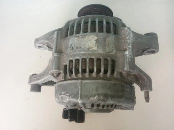 Alternador Cherokee Motor 4.0 Regulador Toyota O Original (Usado)