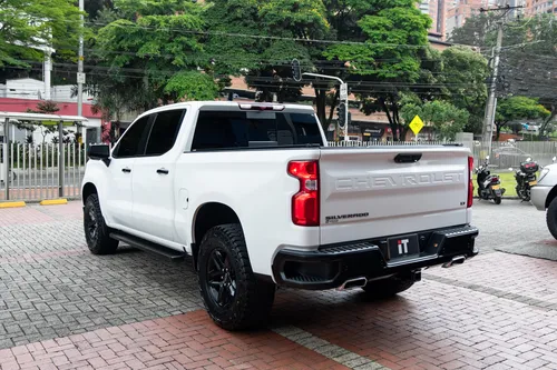 Chevrolet Silverado 5.3 Z71 4X4 At