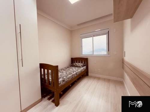 Apartamento Com Vista Livre No Bairro Do Campo Grande