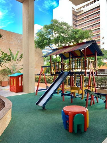 Imagem 20 de 21 de Apartamento 04 Quartos Alto Padrão Na Praia Da Costa. - 21029
