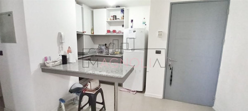 Departamento En Arriendo De 2 Dorm. En Estación Central