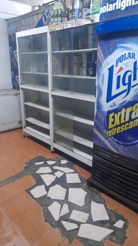 Imagen 2 de 17 de Hotel Licoreria Tasca Abasto Carniceria Todo En Uno.