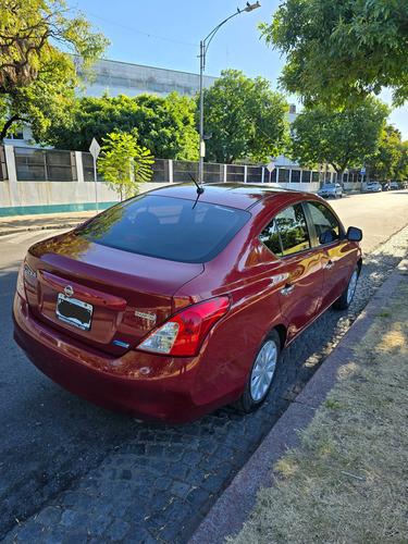 Nissan Versa 1.6 Visia Mt