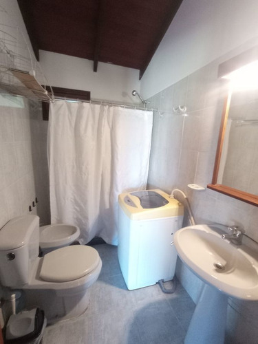 Imagen 7 de 14 de Casa En Alquiler Temporario De 2 Dormitorios C/ Cochera En Playa Hermosa