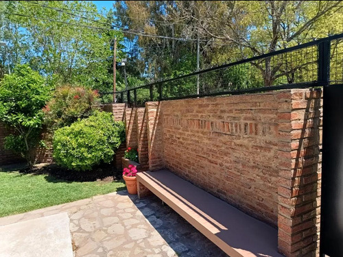 Venta Casa 5 Ambientes Con Pileta Bella Vista