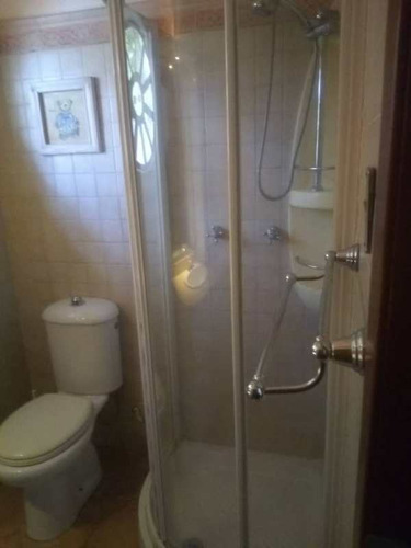 Imagen 8 de 10 de Casa En Venta En Urb. Guataparo Valencia Cod: Inc-029