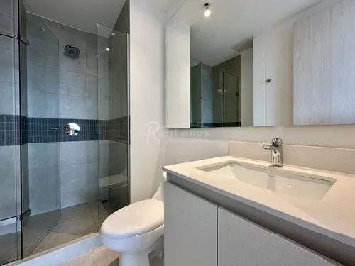 Apartamento En Arriendo En Castropol. Cod A776022