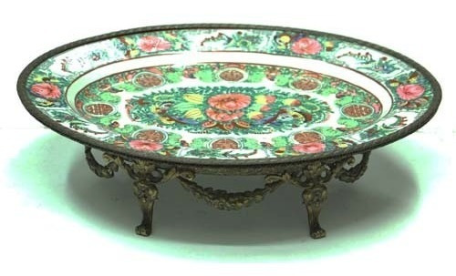 Antiguo Centro Mesa Oval Porcelana Y Bronce Chino 37 X 28 Cm