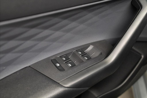 Volkswagen Virtus 1.0 170 TSI SENSE MANUAL