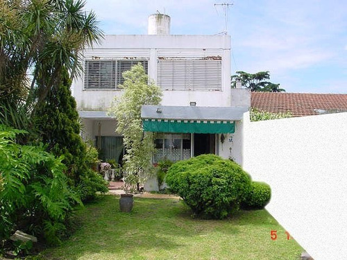 Casa Venta 3 Dormitorios Villa Ballester