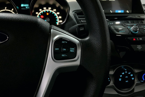 Imagen 23 de 25 de Ford Fiesta Sedan 4 Pts Se Ta A/ac Ba Ra-15