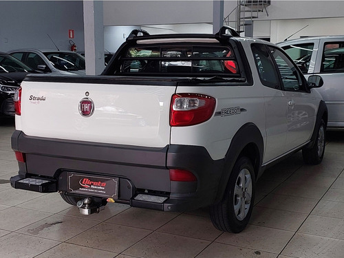Fiat Strada 1.4 MPI FREEDOM CD 8V FLEX 3P MANUAL