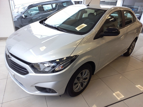 Imagen 2 de 25 de Chevrolet Onix Plus Joy 1.4 Mt 2023 0 Km Stfr