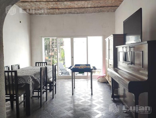Imagen 2 de 14 de Larrazabal Al 500 Casa 4 Ambs O Lote Desarrollo