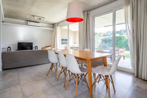 Departamento En Venta 5 Ambientes Pinamar Centro