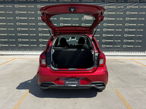 Nissan March 1.6 Sense Mt