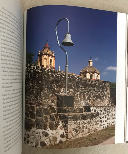 Fray Junípero De Serra En Querétaro, Los Caminos De (Usado)