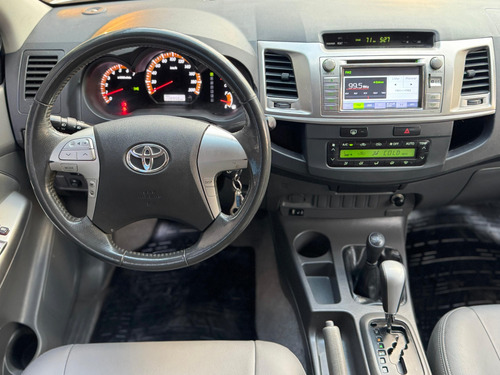 Toyota Hilux 2.7 SRV 4X4 CD 16V FLEX 4P AUTOMÁTICO