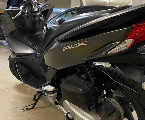 Imagem 4 de 9 de Honda Pcx