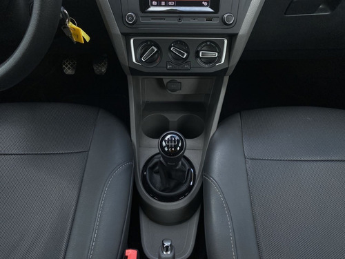 Imagen 17 de 20 de Volkswagen Voyage Highline Sd Mt 2017 - 1600cc