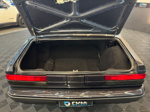 Opala Diplomata Automático