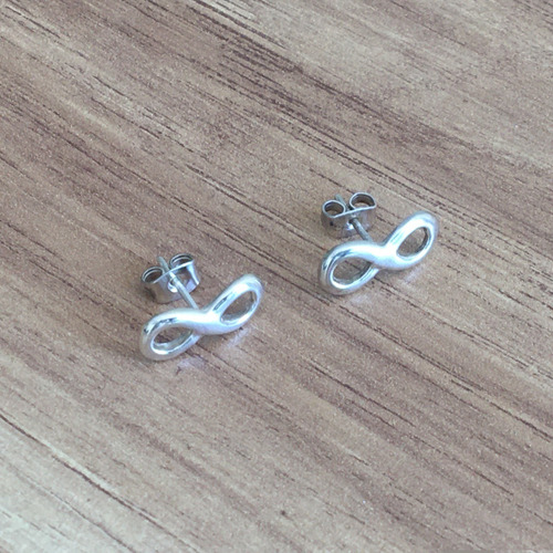 Imagen 5 de 9 de Broquel De Plata .925 Infinito Agálea Joyería