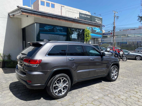 Imagen 8 de 13 de Jeep Grand Cherokee 2020 3.7 Limited Lujo 3.6 4x2 At
