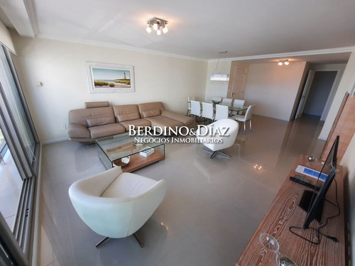 Imagen 5 de 28 de Apartamento En Imperiale Con Vista A La Brava - Punta Del Este Brava