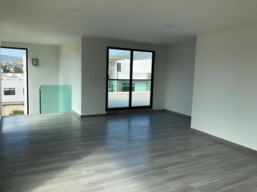 Casa En Venta En Lomas De Angelópolis Ii