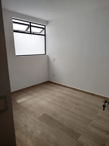 Aparta Estudio Interno En Venta En La Ceja ( A 3 Cuadras Del Parque Principal)