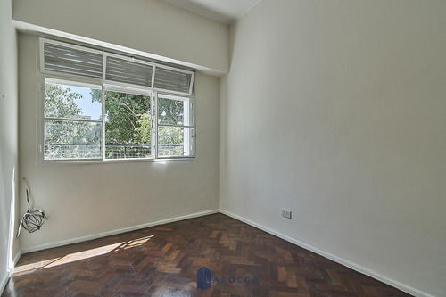 Imagen 12 de 20 de Departamento De 2 Ambientes En Almagro