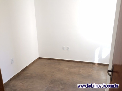 Utinga - Apartamento Sem Condomínio Com 3 Dormitórios - 67038