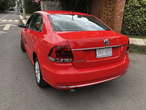Imagen 6 de 12 de Volkswagen Vento 1.6 Comfortline Mt 2018