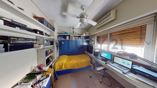 Venta Piso De 4 Amb C/cochera Y Dependencia En Villa Crespo