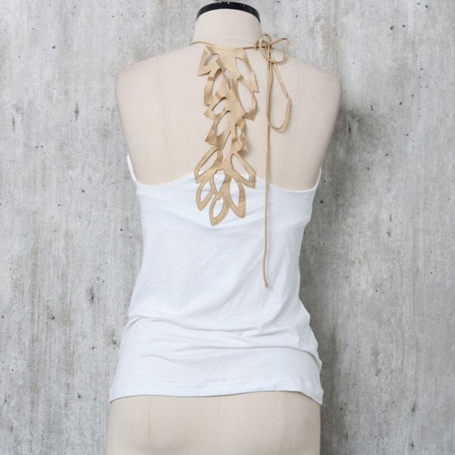 Imagem 2 de 2 de Blusa Frete Única Branca Fórum