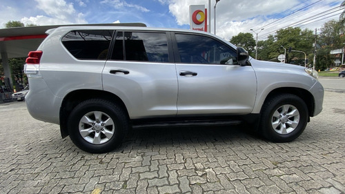 Imagen 8 de 18 de Toyota Prado Tx 2012