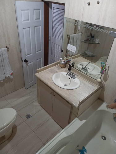 Imagen 13 de 14 de Casa De Dos Niveles Remodelada En Casco Central De Carrizal