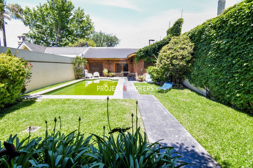 Espectacular Casa En Castelar Norte