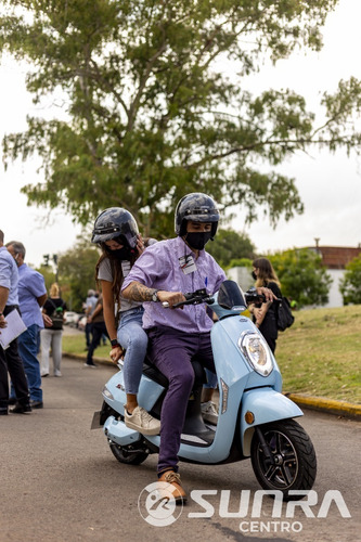Sunra Grace - 18 Cuotas De $16.524 / 50km De Autonomia / D