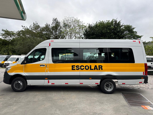 Mercedes-Benz Sprinter 2.0 Vidrado 517 Cdi Rd Extra Longo Teto Alto 15,3M3 5P Diesel