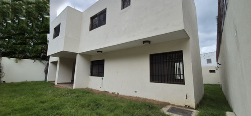 Espacio Corporativo Clave En El Corazón De Santo Domingo