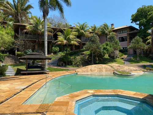 Imagem 19 de 21 de Pousada A Venda Em Ilhabela, Terreno 5.678,17m², Área Construída 1.878,57m², Casa Sede, Tres Chalés, Casa De Caseiro, Piscina, Quadra, Churrasqueira - Ch00277 - 71000977
