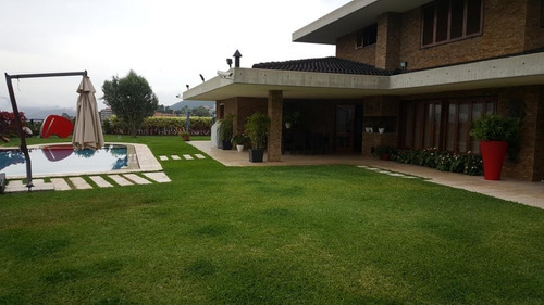 Imagen 15 de 20 de #031 Quinta De 780m2 Cerro Verde.