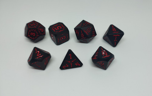 Set Dados De Metal X 7 Rol - #18 Negro Con Números Y Símbolos Rojos