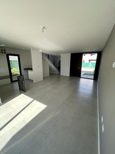 Duplex En Venta - Bº Tejas Ii - Housing Introva - Tres Dormitorios - Apto Bancor